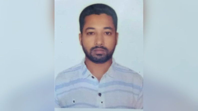মাদক ব্যবসায়ীদের হামলায় সাংবাদিক আহত,মোটরসাইকেল ভাংচুর,হত্যার হুমকিতে এলাকা ছাড়া