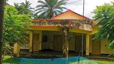 কাউখালীতে প্যানেল চেয়ারম্যানের বিরুদ্ধে অনিয়মের অভিযোগ