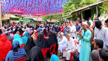 লালমোহন সদর ইউনিয়নের ৭ নম্বর ওয়ার্ডে ফোরকানের সমর্থনে উঠান বৈঠক